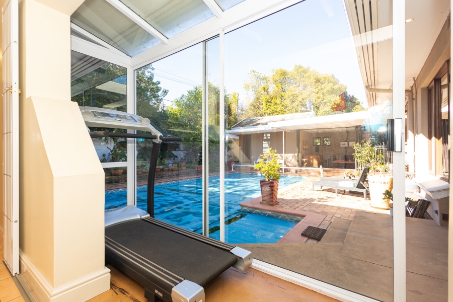4 Bedroom Property for Sale in Kenridge Heights Western Cape